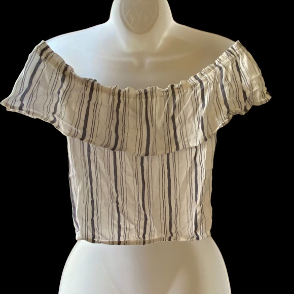 BE COOL Top Striped With Ruffel Off The Shoulder Peasant Blouse Size Small - Picture 3 of 8